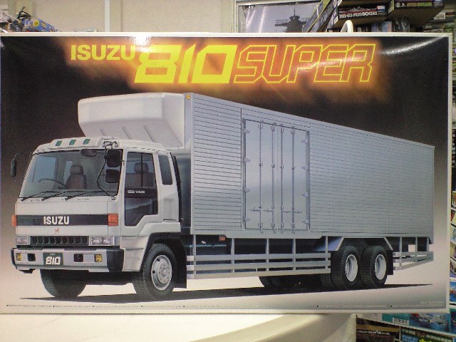 アオシマ1/32　デコトラプラモデル完成品　いすゞギガ アオシマ1/32 デコトラプラモデル完成品 いすゞギガ Amazon